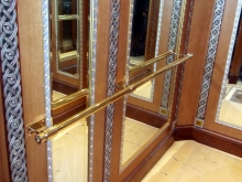 латунные поручни для лифта